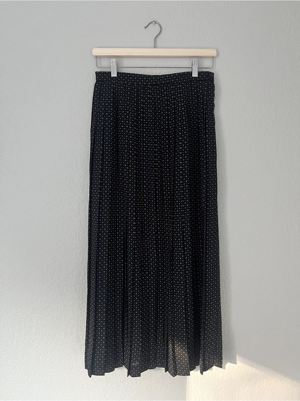 Talbots Black Printed Pleated Maxi Skirt